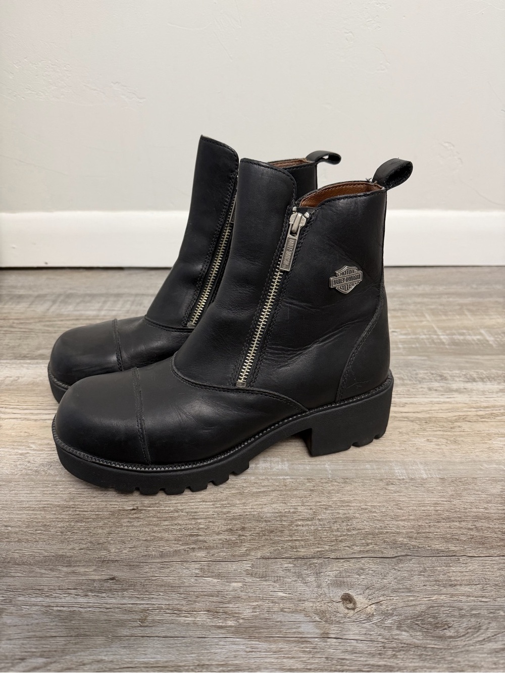 Harley-Davidson Women’s Black Leather Moto Dual Zip Ankle Boots-size 8